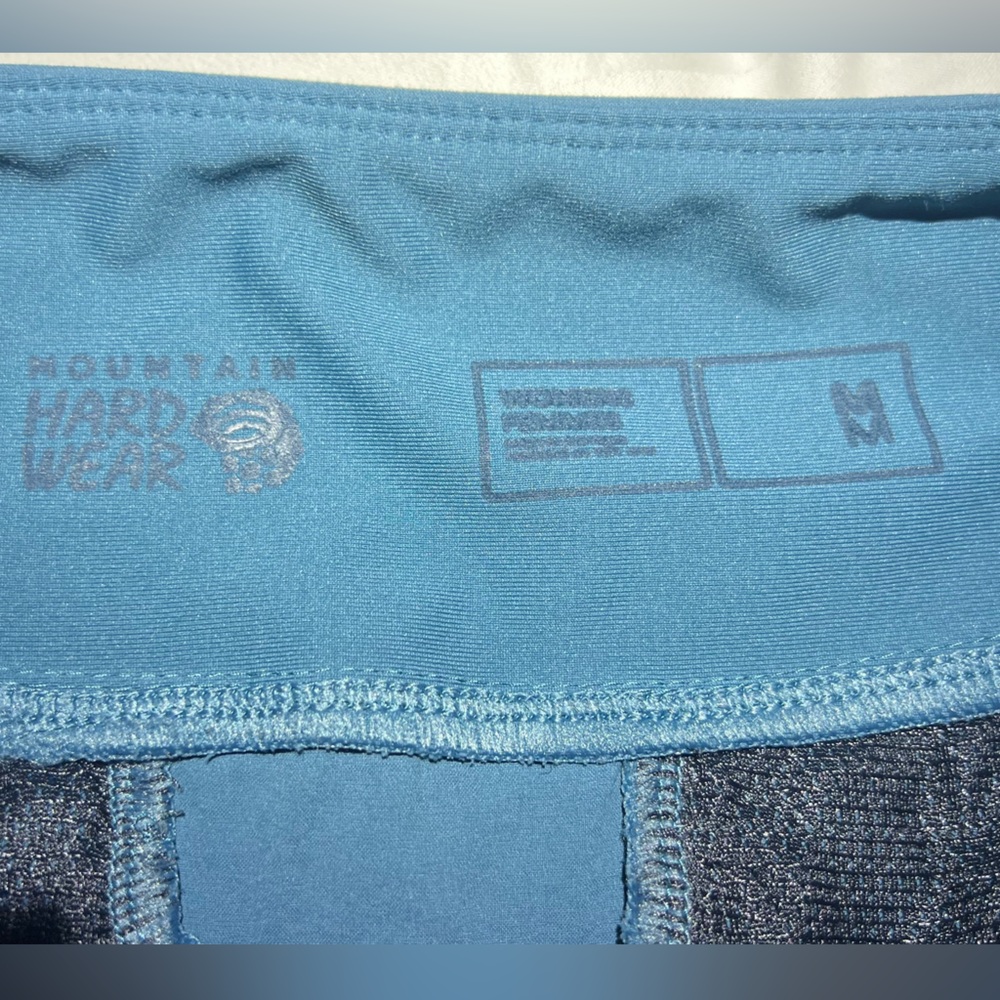 Mountain Hardwear Women’s Dynama shorts - Picture 3 of 4